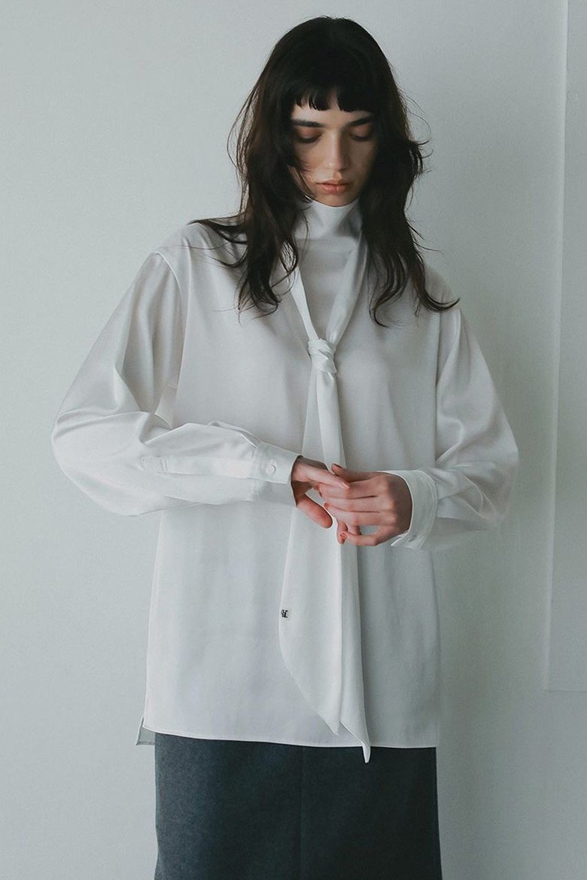 【ハー/HER.】の【10/9 0:00販売開始】ヴィンテージサテンリボンブラウス 人気、トレンドファッション・服の通販 founy(ファニー) 　ファッション　Fashion　レディースファッション　Fashion for Women　トップス・カットソー　Cut & Sew Tops　シャツ・ブラウス・オフィスカジュアル　Elegant Blouses & Button-Ups　おすすめ　Recommended / Our Picks　サテン　Satin, Glossy Fabric　スリーブ　Sleeve, Long Sleeve / Short Sleeve　トレンド　Trend, Trending Now　ハイネック　High Neck, Mock Neck　リボン　Ribbon, Bow　リラックス　Relax, Relaxed Fit　ロング　Long, Long-Length　新作・新入荷　New Arrivals / New In　 other-1|ID: prp329100004721422 ipo3291000000034121532