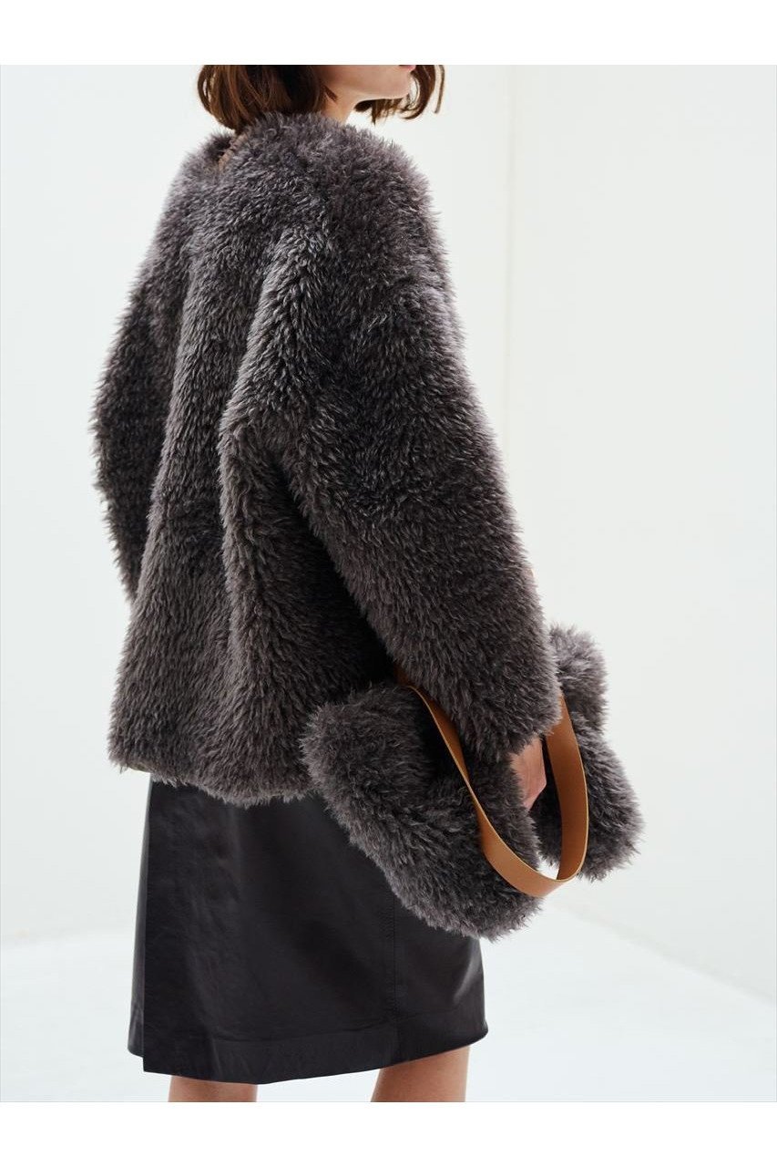 【アミカ/AMICA】のプードルトートバッグ 人気、トレンドファッション・服の通販 founy(ファニー) 　ファッション　Fashion　レディースファッション　Fashion for Women　バッグ　Bags　フォルム　Silhouette, Form　エレガント 上品　Elegant　人気　Popular, Best Seller　冬　Winter / This Winter　新作・新入荷　New Arrivals / New In　other-6|ID: prp329100004722639 ipo3291000000034133448