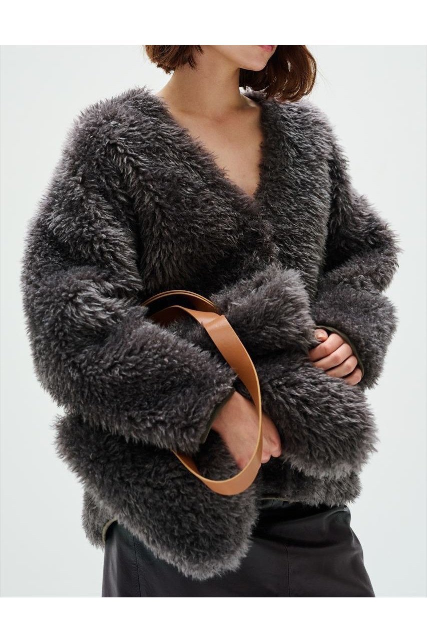 【アミカ/AMICA】のプードルトートバッグ 人気、トレンドファッション・服の通販 founy(ファニー) 　ファッション　Fashion　レディースファッション　Fashion for Women　バッグ　Bags　フォルム　Silhouette, Form　エレガント 上品　Elegant　人気　Popular, Best Seller　冬　Winter / This Winter　新作・新入荷　New Arrivals / New In　other-7|ID: prp329100004722639 ipo3291000000034133449