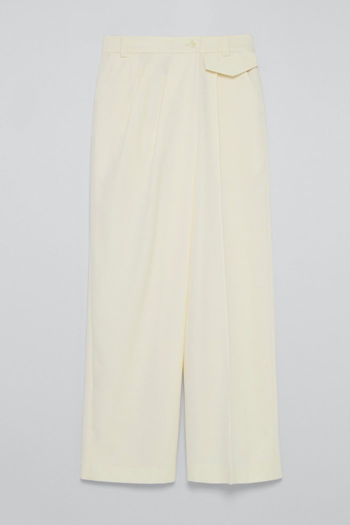 【ティーチ/TEECHI】のTMOアシンメトリーワイドパンツ インテリア・キッズ・メンズ・レディースファッション・服の通販 founy(ファニー) https://founy.com/ ファッション Fashion レディースファッション Fashion for Women パンツ Pants & Trousers インナー Innerwear 洗える Machine Washable ジャケット Jacket, Outerwear スニーカー Sneakers, Trainers スラックス Slacks, Dress Pants ドレープ Drape, Draping Fabric フィット Fit, Slim Fit フロント Front, Front Design ポケット Pocket, Pocket Detail リラックス Relax, Relaxed Fit ワイド Wide, Wide Fit 再入荷 Restock / Back in Stock 旅行 Travel エレガント 上品 Elegant |ID: prp329100004722652 ipo3291000000035702996