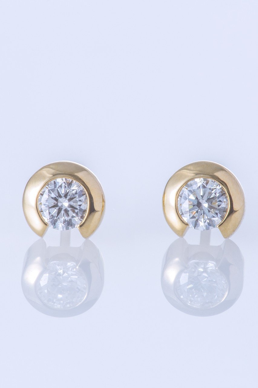 【エネイ/ENEY】の【受注生産】BEZEL K18YG 0.17カラットピアス 人気、トレンドファッション・服の通販 founy(ファニー) 　ファッション　Fashion　レディースファッション　Fashion for Women　ジュエリー　Jewelry　ファッションリング　Fashion Rings　イヤリング・フープ・ドロップタイプ　Hoop, Drop & Clip Earrings　おすすめ　Recommended / Our Picks　イヤリング　Earrings　コレクション　Collection, Seasonal Line　シンプル　Simple, Minimal　スリット　Slit, Slit Detail　ダイヤモンド　Diamond, Brilliant Cut　ベーシック　Basic, Essential　新作・新入荷　New Arrivals / New In　other-2|ID: prp329100004725029 ipo3291000000034143736