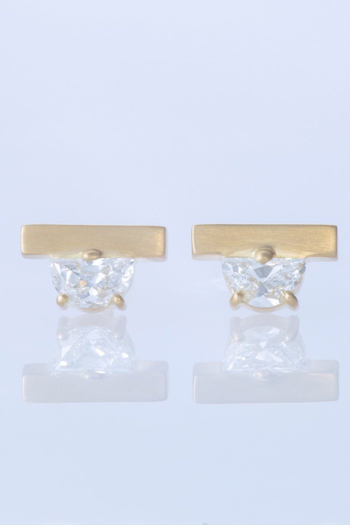 【エネイ/ENEY】の【受注生産】HALF MOON K18YG ピアス インテリア・キッズ・メンズ・レディースファッション・服の通販 founy(ファニー) https://founy.com/ ファッション Fashion レディースファッション Fashion for Women ジュエリー Jewelry ファッションリング Fashion Rings イヤリング・フープ・ドロップタイプ Hoop, Drop & Clip Earrings イヤリング Earrings コレクション Collection, Seasonal Line シンプル Simple, Minimal ダイヤモンド Diamond, Brilliant Cut |ID: prp329100004725036 ipo3291000000036147056