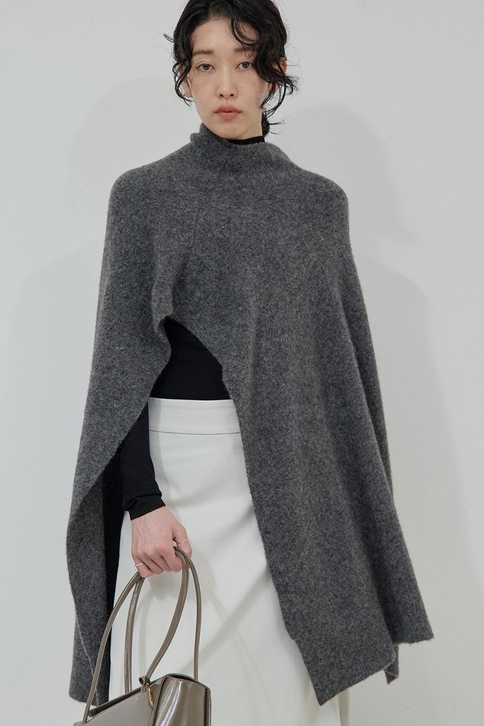 【ガリャルダガランテ/GALLARDAGALANTE】の【25th記念アイテム】2wayニットポンチョ インテリア・キッズ・メンズ・レディースファッション・服の通販 founy(ファニー) https://founy.com/ ファッション Fashion レディースファッション Fashion for Women トップス・カットソー Cut & Sew Tops ニット Knit Tops & Sweaters カジュアルプルオーバー・ニットトップス Pullovers & Knit Tops / Casual Pullovers おすすめ Recommended / Our Picks ジャケット Jacket, Outerwear |ID: prp329100004727448 ipo3291000000036136031