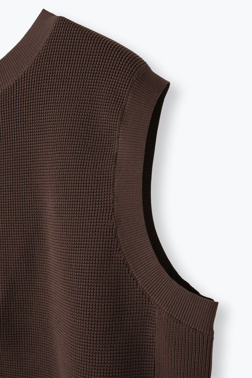 【レリル/lelill】のハイテクワッフル2WAY ジレ 人気、トレンドファッション・服の通販 founy(ファニー) 　ファッション　Fashion　レディースファッション　Fashion for Women　アウター　Coat / Outerwear Collection　レディースジャケット・軽アウター　Jackets　アンサンブル　Ensemble Set　ジャケット　Jacket, Outerwear　フロント　Front, Front Design　ベスト　Vest, Waistcoat　リブニット　Rib Knit, Ribbed Knit　ワッフル　Waffle, Waffle Knit　定番　Standard, Basic Item　洗える　Machine Washable　other-7|ID: prp329100004727479 ipo3291000000036052677