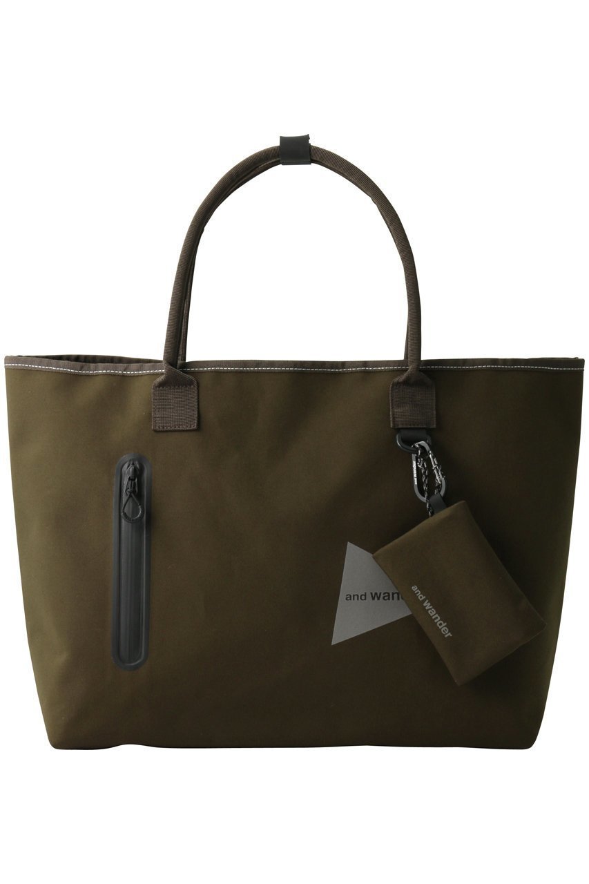 【アンドワンダー/and wander】の【UNISEX】ポリエステル コットン トート バッグ インテリア・キッズ・メンズ・レディースファッション・服の通販 founy(ファニー) 　ファッション　Fashion　レディースファッション　Fashion for Women　バッグ　Bags　ユニセックス　Unisex, Genderless　アウトドア　Outdoor Clothing　ジップ　Zip, Zipper　ポケット　Pocket, Pocket Detail　旅行　Travel　ダークカーキ|ID: prp329100004727490 ipo3291000000036136085