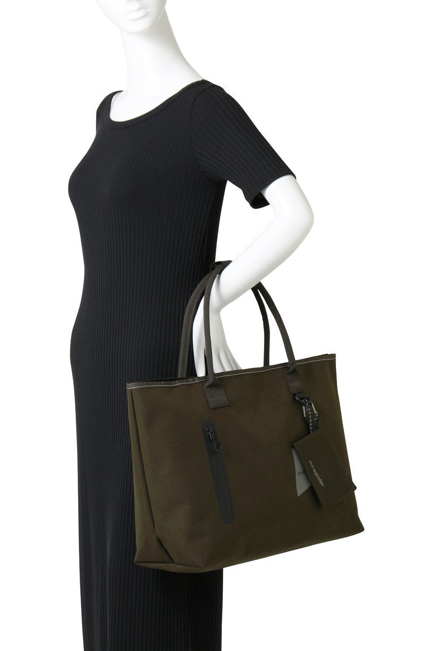 【アンドワンダー/and wander】の【UNISEX】ポリエステル コットン トート バッグ 人気、トレンドファッション・服の通販 founy(ファニー) 　ファッション　Fashion　レディースファッション　Fashion for Women　バッグ　Bags　ユニセックス　Unisex, Genderless　アウトドア　Outdoor Clothing　ジップ　Zip, Zipper　ポケット　Pocket, Pocket Detail　旅行　Travel　other-2|ID: prp329100004727490 ipo3291000000036136086