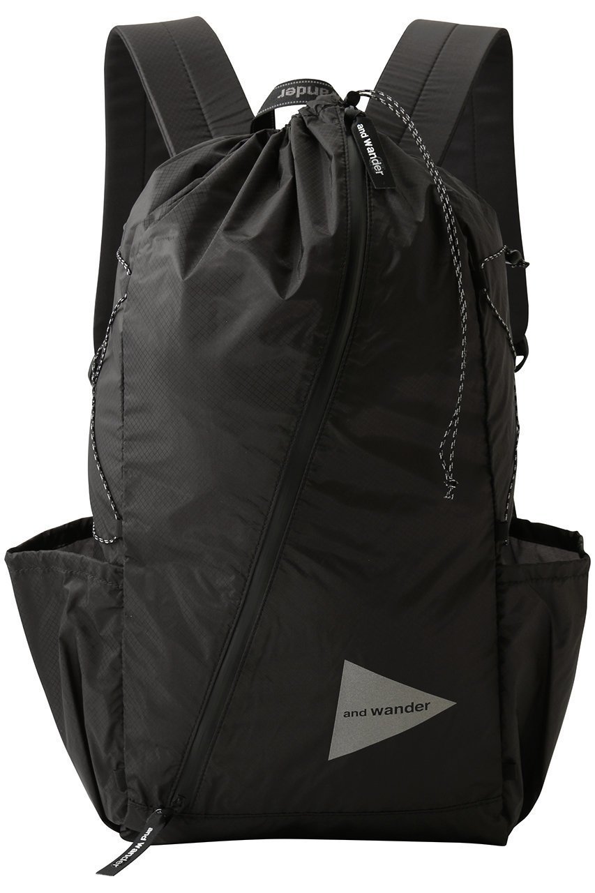 【アンドワンダー/and wander】の【UNISEX】sil デイパック インテリア・キッズ・メンズ・レディースファッション・服の通販 founy(ファニー) 　ファッション　Fashion　レディースファッション　Fashion for Women　バッグ　Bags　ユニセックス　Unisex, Genderless　デイパック　Daypack, Casual Backpack　ポケット　Pocket, Pocket Detail　リュック　Backpack, Rucksack　旅行　Travel　軽量　Lightweight, Ultra Light　ブラック|ID: prp329100004727496 ipo3291000000034153734