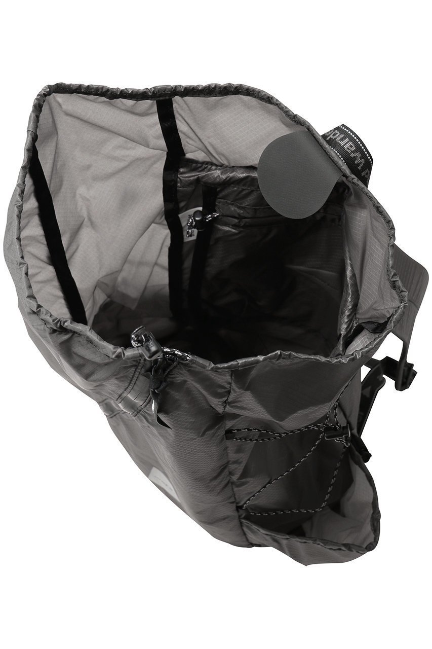 【アンドワンダー/and wander】の【UNISEX】sil デイパック 人気、トレンドファッション・服の通販 founy(ファニー) 　ファッション　Fashion　レディースファッション　Fashion for Women　スポーツウェア　Functional & Stylish Sportswear　スポーツバッグ・ジム用ポーチ・バックパック　Gym Bag / Sports Backpack / Pouch for Training　ユニセックス　Unisex, Genderless　スポーツ　Sports, Activewear　デイパック　Daypack, Casual Backpack　ポケット　Pocket, Pocket Detail　旅行　Travel　軽量　Lightweight, Ultra Light　other-5|ID: prp329100004727496 ipo3291000000036136097