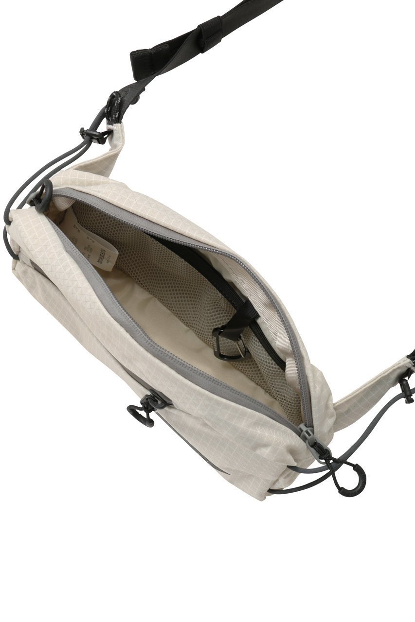 【アンドワンダー/and wander】の【UNISEX】ocean rip ウエスト バッグ 人気、トレンドファッション・服の通販 founy(ファニー) 　ファッション　Fashion　レディースファッション　Fashion for Women　バッグ　Bags　スポーツウェア　Functional & Stylish Sportswear　スポーツバッグ・ジム用ポーチ・バックパック　Gym Bag / Sports Backpack / Pouch for Training　ユニセックス　Unisex, Genderless　コンパクト　Compact, Small Size　スポーツ　Sports, Activewear　フロント　Front, Front Design　ポケット　Pocket, Pocket Detail　リップ　Lip, Lip Motif　軽量　Lightweight, Ultra Light　other-5|ID: prp329100004727497 ipo3291000000035779932