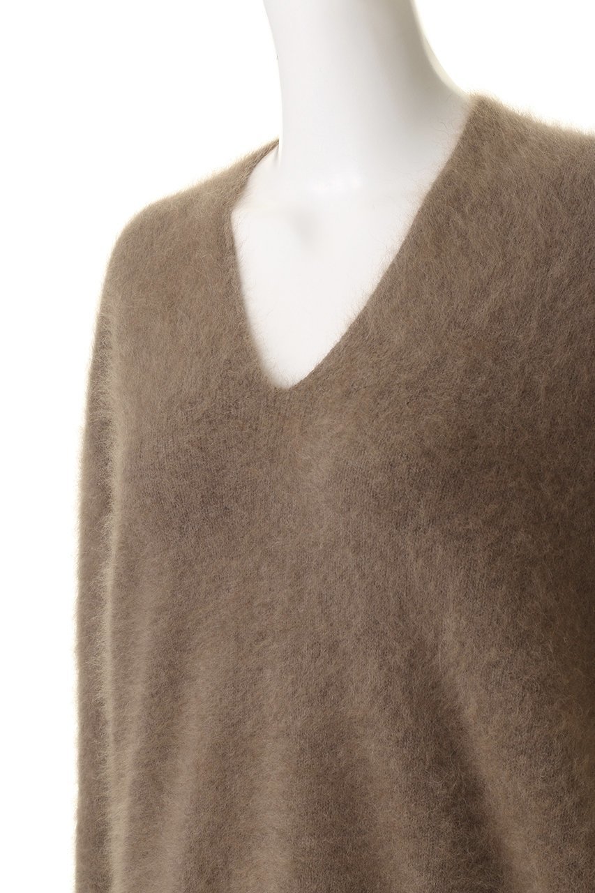 【マルティニーク/martinique】の【l heritage martinique】Vネックプルオーバー 人気、トレンドファッション・服の通販 founy(ファニー) 　ファッション　Fashion　レディースファッション　Fashion for Women　トップス・カットソー　Cut & Sew Tops　ニット　Knit Tops & Sweaters　カジュアルプルオーバー・ニットトップス　Pullovers & Knit Tops / Casual Pullovers　Vネックトップス　V-Neck Tops / V-Cut Neckline Shirts　エレガント 上品　Elegant　デコルテ　Décolleté, Neckline　トレンド　Trend, Trending Now　other-5|ID: prp329100004727503 ipo3291000000034153825