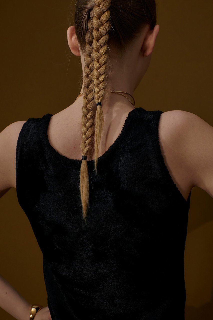 【アルアバイル/allureville】のベロアタンクプルオーバー 人気、トレンドファッション・服の通販 founy(ファニー) 　ファッション　Fashion　レディースファッション　Fashion for Women　トップス・カットソー　Cut & Sew Tops　ニット　Knit Tops & Sweaters　カジュアルプルオーバー・ニットトップス　Pullovers & Knit Tops / Casual Pullovers　ベロアトップス　Velour Tops / Velvet-Look Items　インナー　Innerwear　ジャケット　Jacket, Outerwear　タンク　Tank Top, Sleeveless Top　トレンド　Trend, Trending Now　ベロア　Velour, Soft Velvet　再入荷　Restock / Back in Stock　秋　Autumn　A/W・秋冬　Autumn/Winter　other-6|ID: prp329100004727508 ipo3291000000034347575