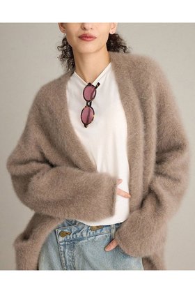 【ブリル/BRILL】のFOXカシミヤカーディガン 人気、トレンドファッション・服の通販 founy(ファニー) ファッション Fashion レディースファッション Fashion for Women トップス・カットソー Cut & Sew Tops ニット Knit Tops & Sweaters カーディガン・羽織り Layered Style Cardigans おすすめ Recommended / Our Picks カーディガン Cardigan, Knitwear バランス Balance, Style Balance フォックス Fox, Fox Fur ボトム Bottoms, Lower Wear ミドル Middle Length, Mid Height リュクス Luxury, Elegant, High-End, Chic 再入荷 Restock / Back in Stock 冬 Winter / This Winter 羽織 Haori, Light Jacket |ID:prp329100004727537