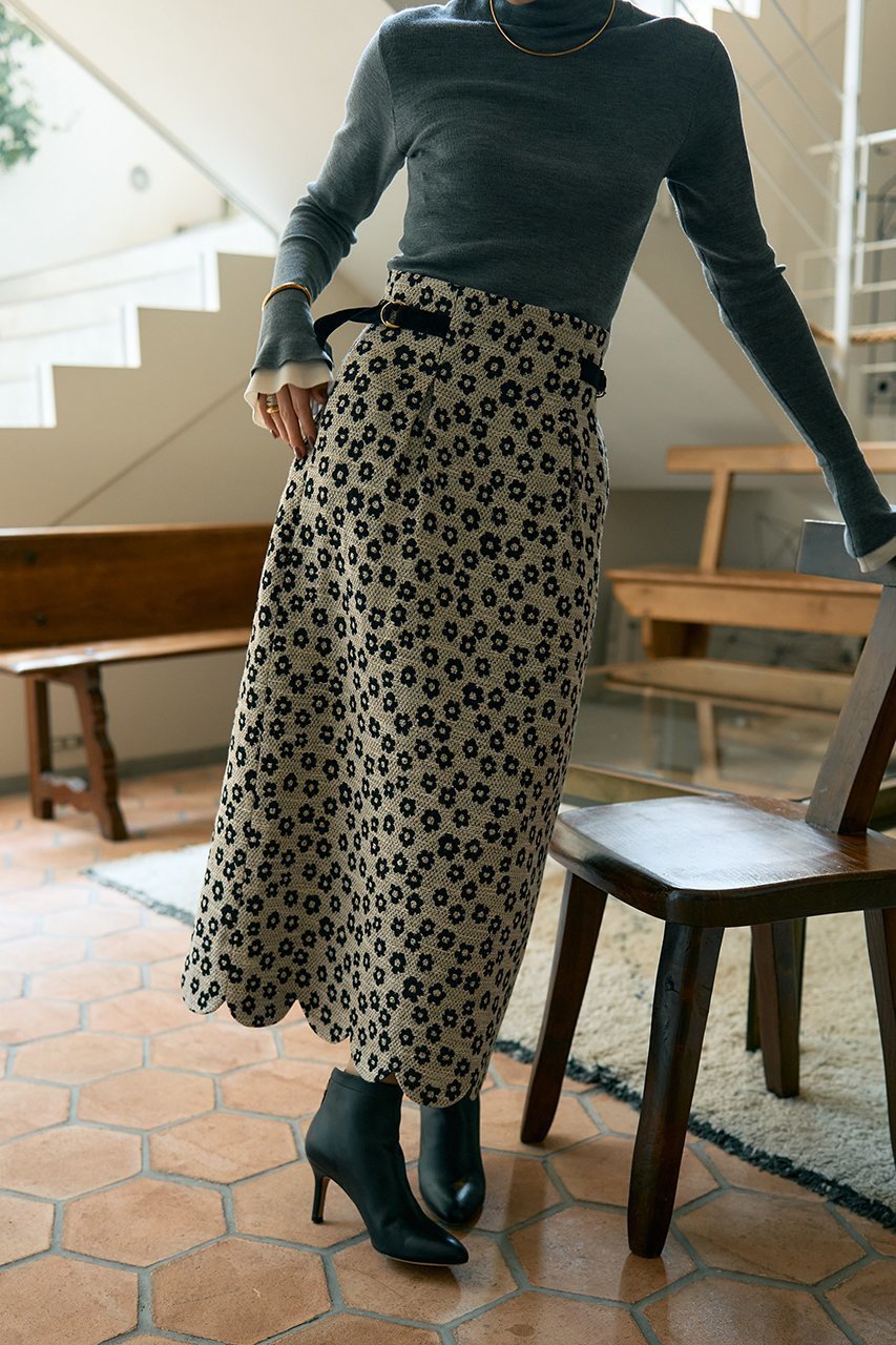 【デザイン ワークス/DESIGN WORKS】の【BEAUVET】フラワージャガードスカラップスカート 人気、トレンドファッション・服の通販 founy(ファニー) 　ファッション　Fashion　レディースファッション　Fashion for Women　スカート　Skirts　ロングスカート　Long Skirts / Maxi & Midi Skirts　オケージョン　Occasion Wear　クラシカル　Classical, Vintage-Inspired　ショート　Short, Short Length　ジャカード／ジャガード　Jacquard, Woven Pattern　ジャケット　Jacket, Outerwear　スカラップ　Scallop, Scalloped Edge　テクスチャー　Texture, Textured Fabric　トレンド　Trend, Trending Now　フラワー　Flower, Floral　モチーフ　Motif, Design Theme　ロング　Long, Long-Length　エレガント 上品　Elegant　ビジネス 仕事 通勤　Business / Work / Commuting　新作・新入荷　New Arrivals / New In　other-8|ID: prp329100004727566 ipo3291000000034154487
