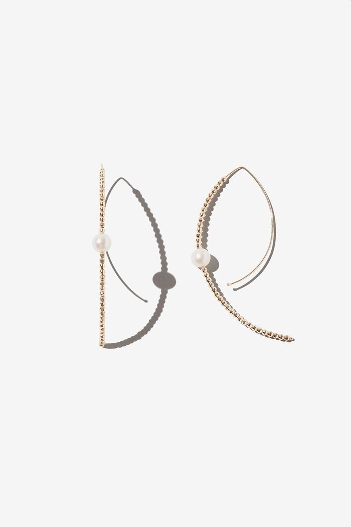【ミズキ/MIZUKI】のSBE197L ラージカットビーズ&パールバナナフープピアス インテリア・キッズ・メンズ・レディースファッション・服の通販 founy(ファニー) https://founy.com/ ファッション Fashion レディースファッション Fashion for Women ジュエリー Jewelry ファッションリング Fashion Rings イヤリング・フープ・ドロップタイプ Hoop, Drop & Clip Earrings イヤリング Earrings シンプル Simple, Minimal パール Pearl, Pearl Accent エレガント 上品 Elegant 定番 Standard, Basic Item 新作・新入荷 New Arrivals / New In |ID: prp329100004729528 ipo3291000000034483287