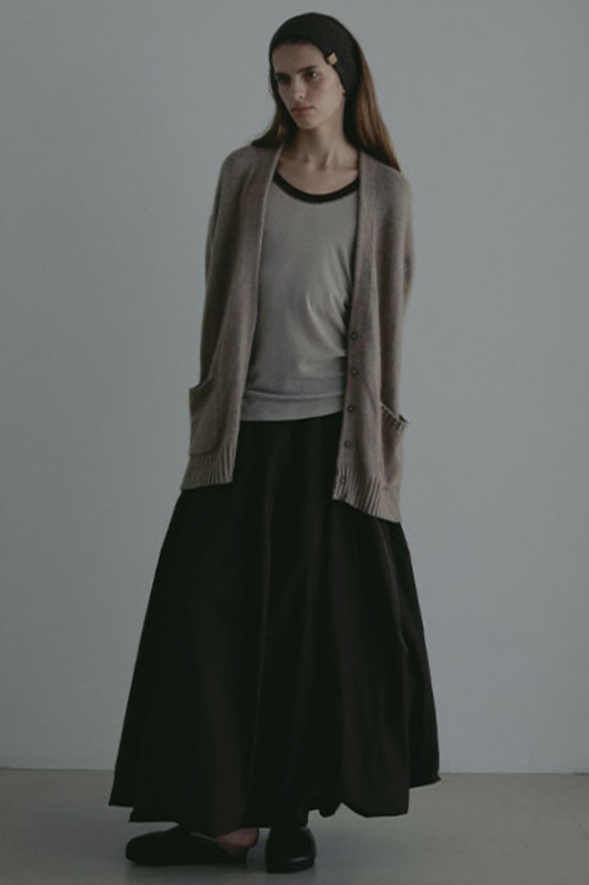 【エトレトウキョウ/ETRE TOKYO】のボリュームバルーンロングスカート 人気、トレンドファッション・服の通販 founy(ファニー) 　ファッション　Fashion　レディースファッション　Fashion for Women　スカート　Skirts　ロングスカート　Long Skirts / Maxi & Midi Skirts　カットソー　Cut and Sewn Top　カーディガン　Cardigan, Knitwear　スピンドル　Spindle, Drawcord　バルーン　Balloon, Balloon Silhouette　フォルム　Silhouette, Form　ベーシック　Basic, Essential　ロング　Long, Long-Length　A/W・秋冬　Autumn/Winter　other-3|ID: prp329100004729541 ipo3291000000036066730