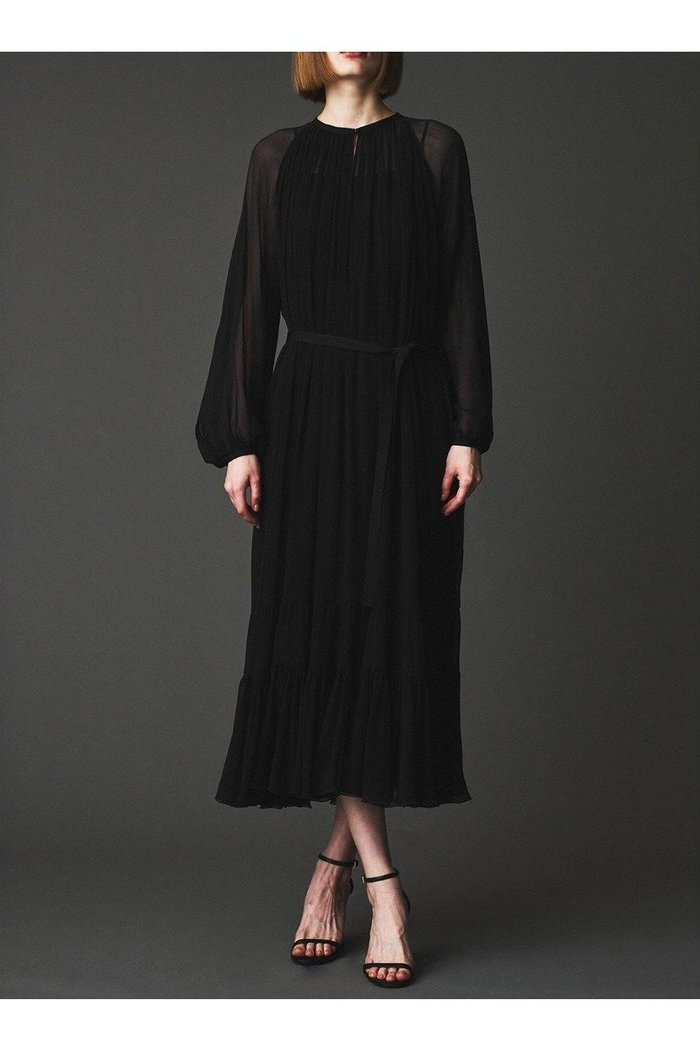【オブリオ/AUBRIOT】のシルククレープ ワンピース インテリア・キッズ・メンズ・レディースファッション・服の通販 founy(ファニー) https://founy.com/ ファッション Fashion レディースファッション Fashion for Women ワンピース Dresses チュニック Tunic Tops & Dresses エアリー Airy Texture エレガント 上品 Elegant ギャザー Gathered, Ruffled シルク Silk, 100% Silk チュニック Tunic, Long Top ドレス Dress, One-Piece ドレープ Drape, Draping Fabric リボン Ribbon, Bow ロマンティック Romantic, Feminine Style ロング Long, Long-Length 新作・新入荷 New Arrivals / New In |ID: prp329100004729608 ipo3291000000034166994