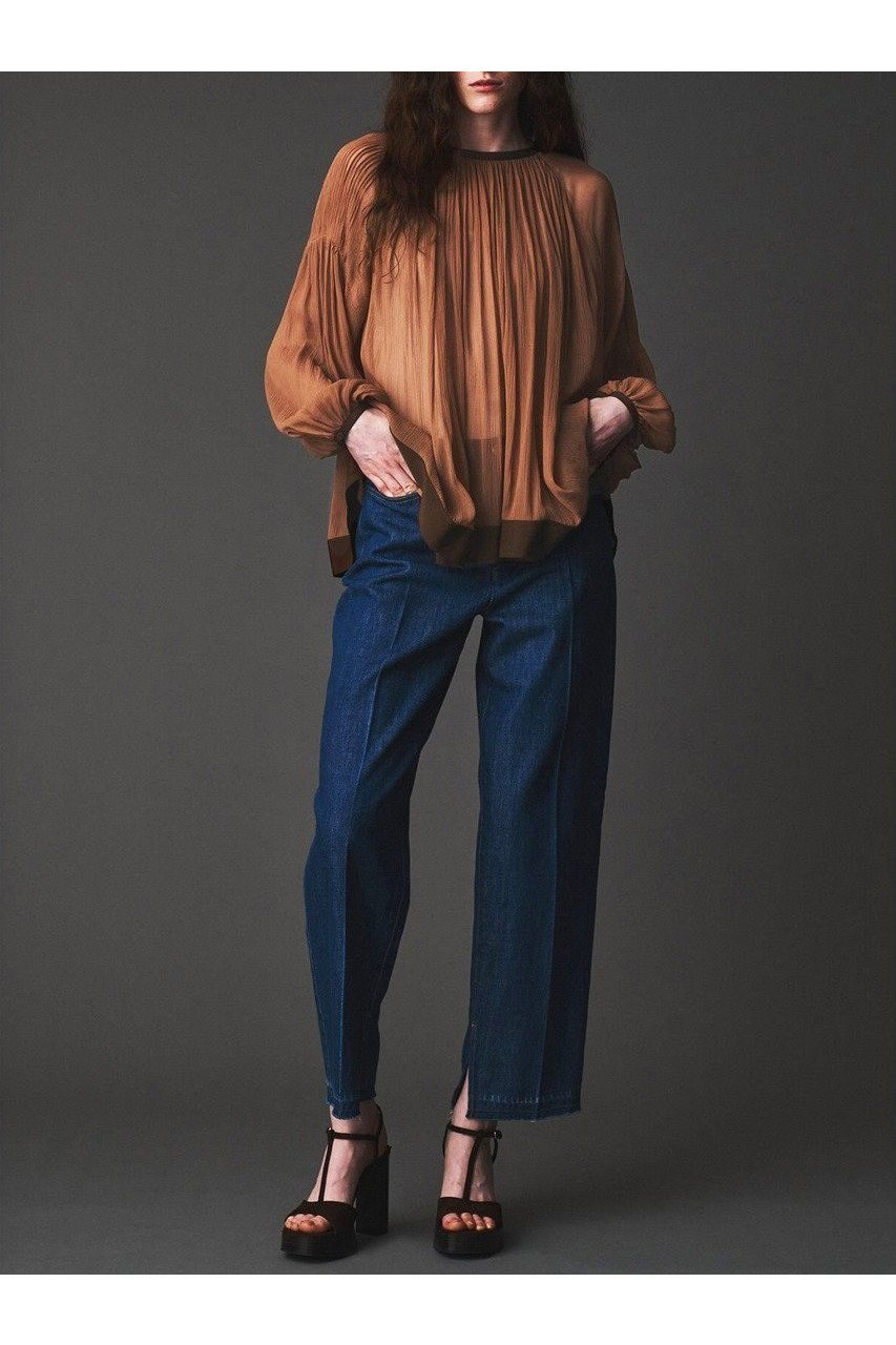 【オブリオ/AUBRIOT】のシルククレープ ブラウス 人気、トレンドファッション・服の通販 founy(ファニー) 　ファッション　Fashion　レディースファッション　Fashion for Women　トップス・カットソー　Cut & Sew Tops　シャツ・ブラウス・オフィスカジュアル　Elegant Blouses & Button-Ups　エアリー　Airy Texture　エレガント 上品　Elegant　ギャザー　Gathered, Ruffled　シルク　Silk, 100% Silk　スリーブ　Sleeve, Long Sleeve / Short Sleeve　ドレープ　Drape, Draping Fabric　フレア　Flare, Flared　モダン　Modern, Contemporary　リボン　Ribbon, Bow　ロング　Long, Long-Length　新作・新入荷　New Arrivals / New In　other-3|ID: prp329100004729611 ipo3291000000034167028