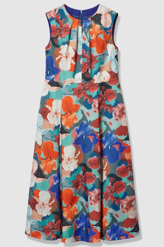 【アナイ/ANAYI】のアートフラワーフレア ワンピース インテリア・キッズ・メンズ・レディースファッション・服の通販 founy(ファニー) https://founy.com/ ファッション Fashion レディースファッション Fashion for Women ワンピース Dresses チュニック Tunic Tops & Dresses オレンジ Orange サテン Satin, Glossy Fabric シンプル Simple, Minimal スリット Slit, Slit Detail チュニック Tunic, Long Top フィット Fit, Slim Fit フラワー Flower, Floral フレア Flare, Flared プリント Print, Printed Pattern ロング Long, Long-Length |ID: prp329100004729684 ipo3291000000035971960