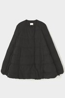 【ル フィル/LE PHIL】のパッフィーダウンケープ 人気、トレンドファッション・服の通販 founy(ファニー) ファッション Fashion レディースファッション Fashion for Women アウター Coat / Outerwear Collection レディースジャケット・軽アウター Jackets アクセサリー Fashion Accessories エレガント 上品 Elegant クラシカル Classical, Vintage-Inspired ジャケット Jacket, Outerwear スポーティ Sporty, Casual Athletic ダウン Down, Puffer ドローコード Drawcord, Drawstring Cord フォルム Silhouette, Form 新作・新入荷 New Arrivals / New In |ID:prp329100004731606