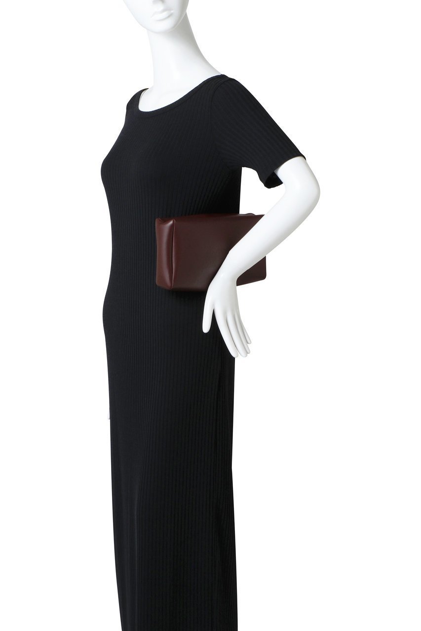 【ザ ロウ/THE ROW】のSQUARED COMPACT CLUTCH 人気、トレンドファッション・服の通販 founy(ファニー) 　ファッション　Fashion　レディースファッション　Fashion for Women　バッグ　Bags　クラッチ　Clutch, Clutch Bag　コンパクト　Compact, Small Size　シンプル　Simple, Minimal　スクエア　Square, Square Shape　スマート　Smart, Elegant　パーティ　Party, Party Style　フォルム　Silhouette, Form　新作・新入荷　New Arrivals / New In　other-2|ID: prp329100004731620 ipo3291000000034176285