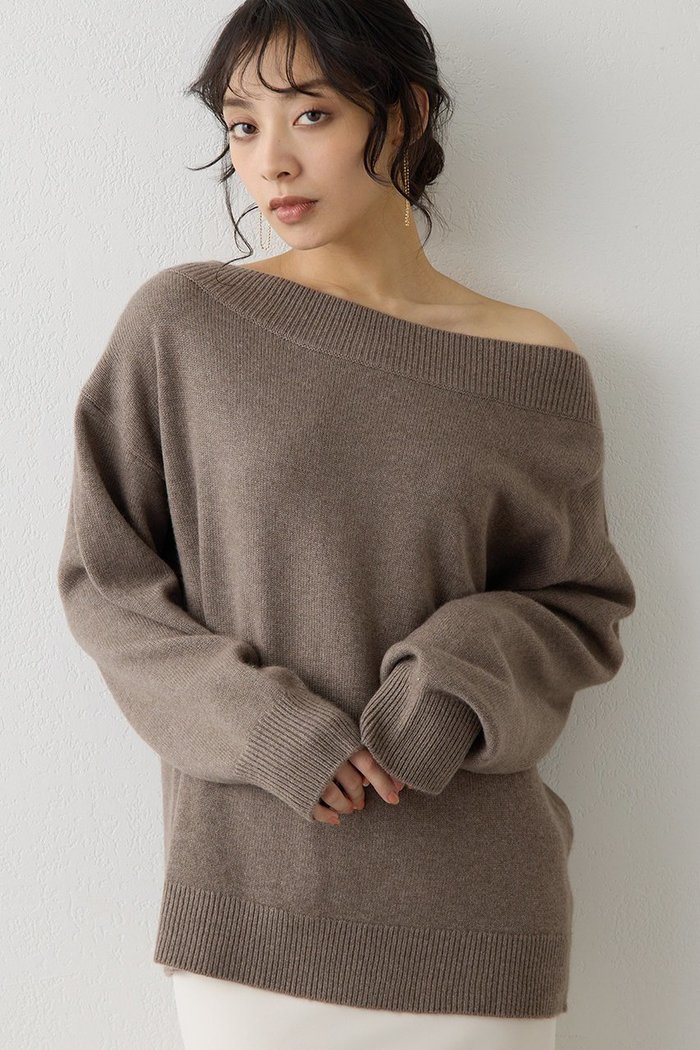 【ウィムガゼット/Whim Gazette】のW/Caオフショルプルオーバー インテリア・キッズ・メンズ・レディースファッション・服の通販 founy(ファニー) https://founy.com/ ファッション Fashion レディースファッション Fashion for Women トップス・カットソー Cut & Sew Tops ニット Knit Tops & Sweaters カジュアルプルオーバー・ニットトップス Pullovers & Knit Tops / Casual Pullovers おすすめ Recommended / Our Picks オレンジ Orange セットアップ Set-Up, Coordinated Outfit フェミニン Feminine, Girly エレガント 上品 Elegant 冬 Winter / This Winter 秋 Autumn |ID: prp329100004732985 ipo3291000000035754533