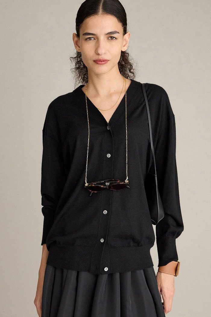 【ブリル/BRILL】のCARIAGGI カシミヤカーディガン インテリア・キッズ・メンズ・レディースファッション・服の通販 founy(ファニー) https://founy.com/ ファッション Fashion レディースファッション Fashion for Women トップス・カットソー Cut & Sew Tops ニット Knit Tops & Sweaters カーディガン・羽織り Layered Style Cardigans カーディガン Cardigan, Knitwear シンプル Simple, Minimal |ID: prp329100004737527 ipo3291000000035893592