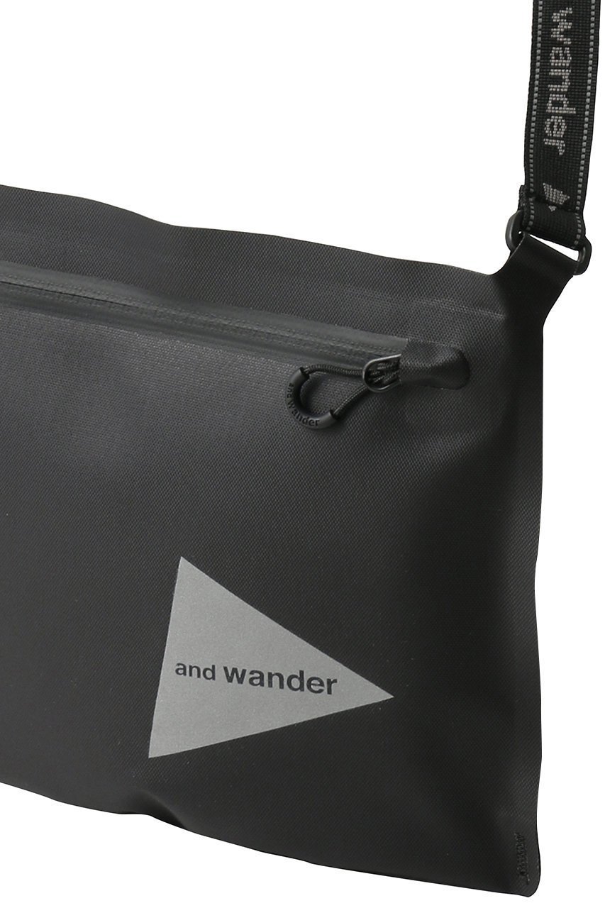 【アンドワンダー/and wander】の【UNISEX】ウォータープルーフ サコッシュ 人気、トレンドファッション・服の通販 founy(ファニー) 　ファッション　Fashion　レディースファッション　Fashion for Women　ポーチ&ミニバッグ　Pouches & Mini Bags　ユニセックス　Unisex, Genderless　ウォーター　Water　スマート　Smart, Elegant　ポーチ　Pouch, Small Case　新作・新入荷　New Arrivals / New In　財布　Wallet, Purse　軽量　Lightweight, Ultra Light　other-4|ID: prp329100004738868 ipo3291000000034228960