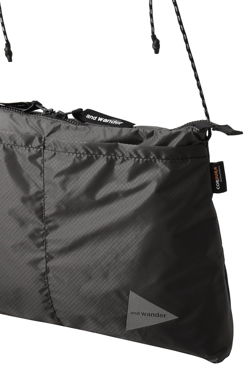 【アンドワンダー/and wander】の【UNISEX】sil サコッシュ 人気、トレンドファッション・服の通販 founy(ファニー) 　ファッション　Fashion　レディースファッション　Fashion for Women　スポーツウェア　Functional & Stylish Sportswear　スポーツバッグ・ジム用ポーチ・バックパック　Gym Bag / Sports Backpack / Pouch for Training　ユニセックス　Unisex, Genderless　アウトドア　Outdoor Clothing　スポーツ　Sports, Activewear　スマート　Smart, Elegant　旅行　Travel　財布　Wallet, Purse　軽量　Lightweight, Ultra Light　other-4|ID: prp329100004738869 ipo3291000000035870949