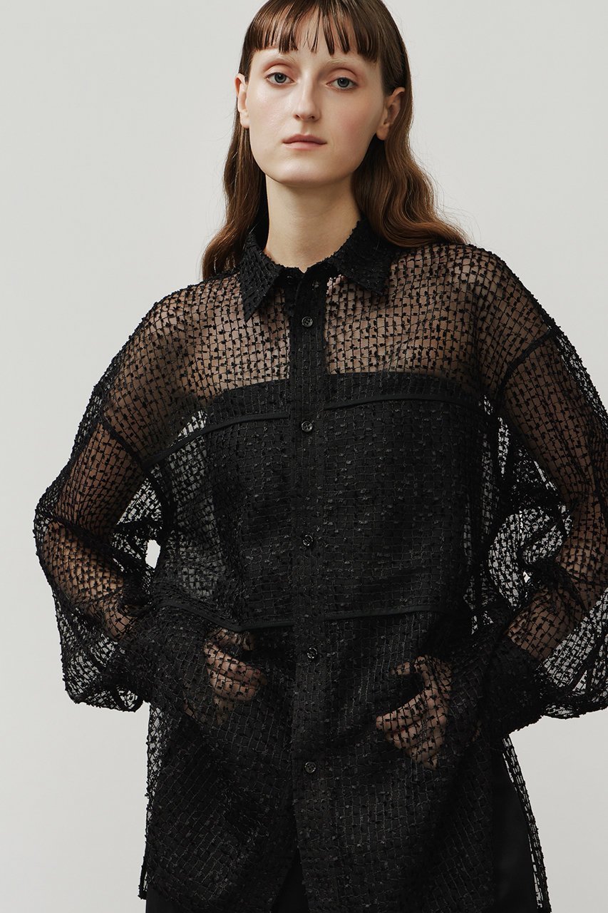 【デパリエ/DEPAREILLE】のチュールエンブロイダリーシャツ 人気、トレンドファッション・服の通販 founy(ファニー) 　ファッション　Fashion　レディースファッション　Fashion for Women　トップス・カットソー　Cut & Sew Tops　シャツ・ブラウス・オフィスカジュアル　Elegant Blouses & Button-Ups　エンブロイダリー　Embroidery Design　スリーブ　Sleeve, Long Sleeve / Short Sleeve　チュール　Tulip, Tulip Motif　ボトム　Bottoms, Lower Wear　ロング　Long, Long-Length　other-8|ID: prp329100004738945 ipo3291000000034526117