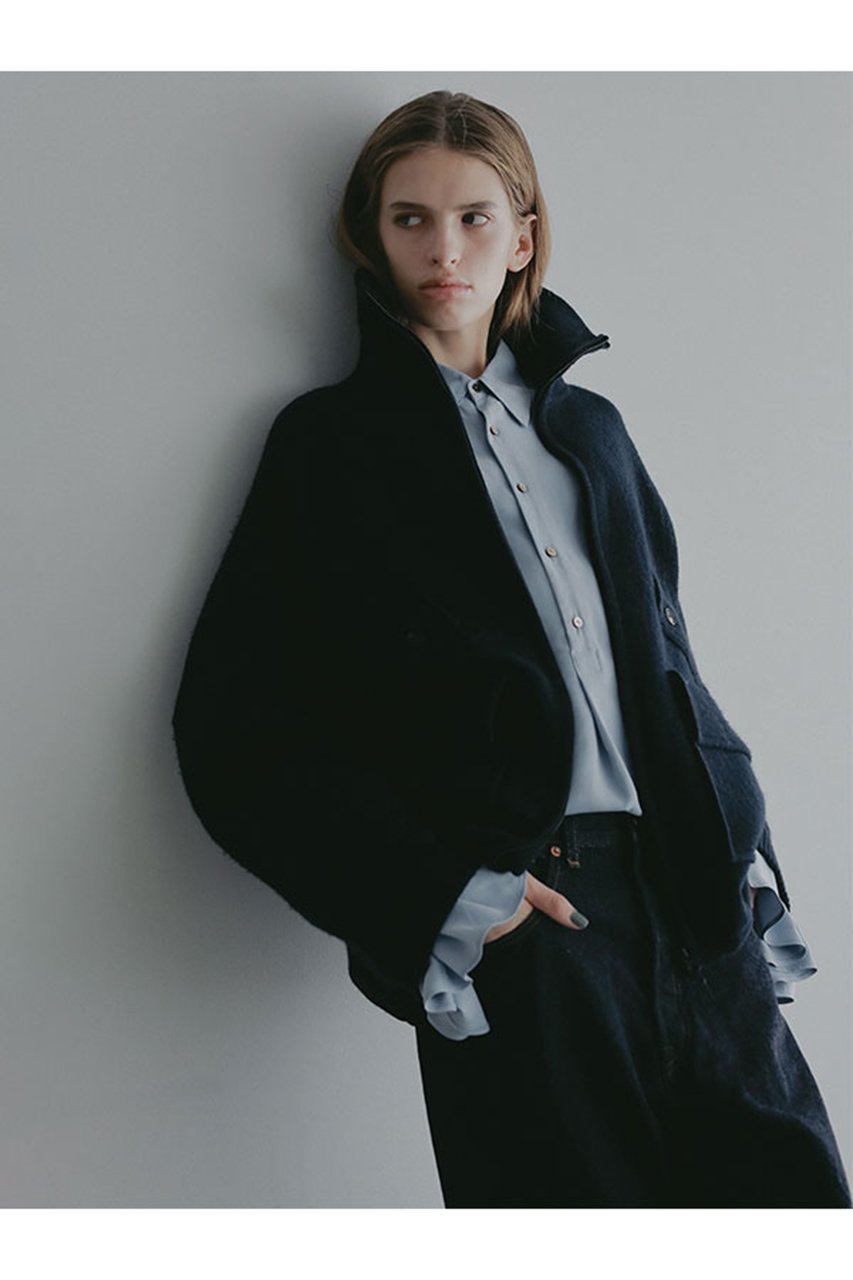 【エトレトウキョウ/ETRE TOKYO】のキャンディースリーブシルキーシャツ 人気、トレンドファッション・服の通販 founy(ファニー) 　ファッション　Fashion　レディースファッション　Fashion for Women　トップス・カットソー　Cut & Sew Tops　シャツ・ブラウス・オフィスカジュアル　Elegant Blouses & Button-Ups　キュプラ　Cupro, Eco Fabric　サテン　Satin, Glossy Fabric　スリーブ　Sleeve, Long Sleeve / Short Sleeve　デニム　Denim, Jeans Material　フロント　Front, Front Design　ランダム　Random, Irregular　ロング　Long, Long-Length　ヴィンテージ　Vintage Style　エレガント 上品　Elegant　新作・新入荷　New Arrivals / New In　other-4|ID: prp329100004739942 ipo3291000000034240628