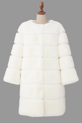 【デイジーリン/DAISY LIN】 Love Fur POODLE COAT人気、トレンドファッション・服の通販 founy(ファニー) ファッション Fashion レディースファッション Fashion for Women アウター Coat / Outerwear Collection コート・ロングコート・ピーコート Long Coats, Peacoats & More サテン Satin, Glossy Fabric シンプル Simple, Minimal ストレッチ Stretch, Stretchy Fabric ダウン Down, Puffer なめらか Smooth, Silky Texture フロント Front, Front Design ポケット Pocket, Pocket Detail リアル Real, Realistic レース Lace, Lace Fabric ロング Long, Long-Length 冬 Winter / This Winter 新作・新入荷 New Arrivals / New In |ID:prp329100004739949