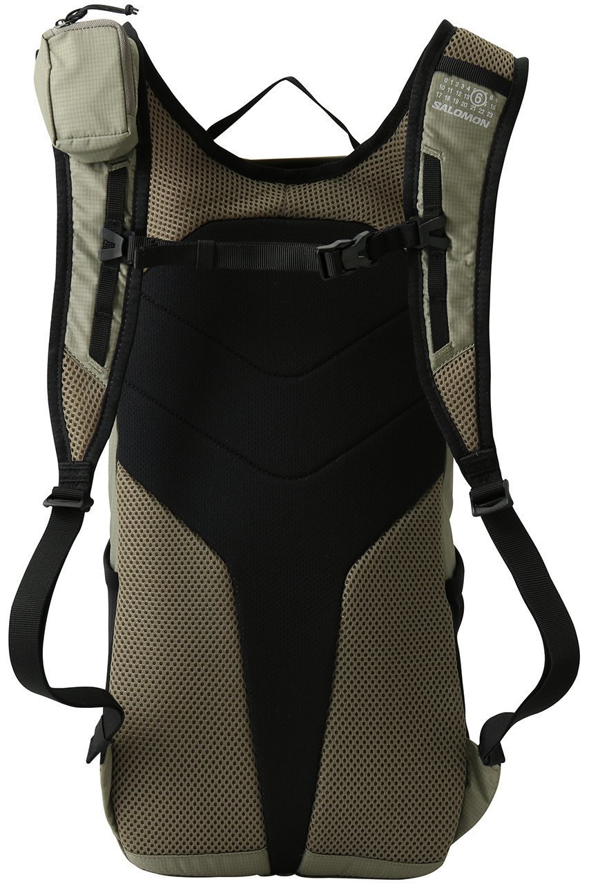 【エムエム6 メゾン マルタン マルジェラ/MM6 Maison Martin Margiela】の【UNISEX】【MM6 Maison Margiela × SALOMON】 DAYPACK 20 人気、トレンドファッション・服の通販 founy(ファニー) ファッション Fashion レディースファッション Fashion for Women スポーツウェア Functional & Stylish Sportswear スポーツバッグ・ジム用ポーチ・バックパック Gym Bag / Sports Backpack / Pouch for Training ユニセックス Unisex, Genderless スポーツ Sports, Activewear ポケット Pocket, Pocket Detail other-3|ID: prp329100004739956 ipo3291000000035972087