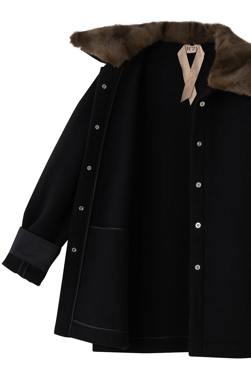 【ヌメロ ヴェントゥーノ/N°21】のフェイクファーカラーショートコート 人気、トレンドファッション・服の通販 founy(ファニー) 　ファッション　Fashion　レディースファッション　Fashion for Women　アウター　Coat / Outerwear Collection　コート・ロングコート・ピーコート　Long Coats, Peacoats & More　エレガント 上品　Elegant　ショート　Short, Short Length　スリーブ　Sleeve, Long Sleeve / Short Sleeve　ロング　Long, Long-Length　新作・新入荷　New Arrivals / New In　A/W・秋冬　Autumn/Winter　other-6|ID: prp329100004739961 ipo3291000000034240810