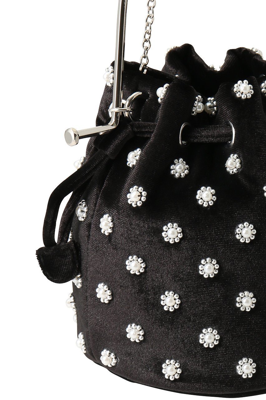 【アルアバイル/allureville】の【Loulou Willoughby】パール刺繍ベロア巾着バッグ 人気、トレンドファッション・服の通販 founy(ファニー) 　ファッション　Fashion　レディースファッション　Fashion for Women　トップス・カットソー　Cut & Sew Tops　ベロアトップス　Velour Tops / Velvet-Look Items　バッグ　Bags　エレガント 上品　Elegant　パール　Pearl, Pearl Accent　フラワー　Flower, Floral　ベロア　Velour, Soft Velvet　ホリデーシーズン　Holiday Season　メタル　Metal, Metal Parts　モチーフ　Motif, Design Theme　リュクス　Luxury, Elegant, High-End, Chic　巾着　Drawstring Bag, Kinchaku　新作・新入荷　New Arrivals / New In　A/W・秋冬　Autumn/Winter　other-4|ID: prp329100004739989 ipo3291000000034241035