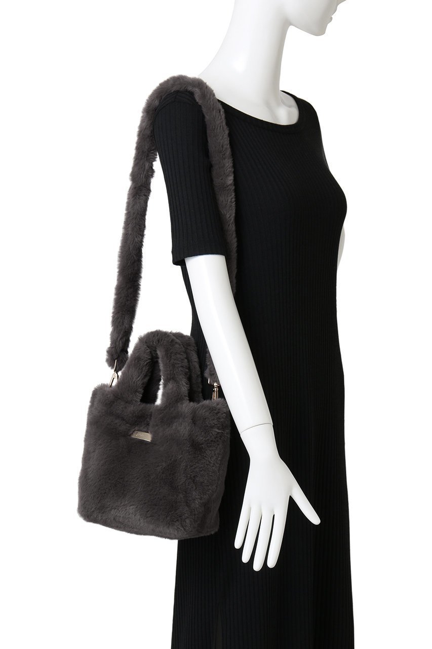 【ヘルノ/HERNO】のフェイクファー 2WAY ショルダーバッグ 人気、トレンドファッション・服の通販 founy(ファニー) 　ファッション　Fashion　レディースファッション　Fashion for Women　バッグ　Bags　なめらか　Smooth, Silky Texture　フェイクファー　Faux Fur, Imitation Fur　ポーチ　Pouch, Small Case　エレガント 上品　Elegant　other-2|ID: prp329100004740004 ipo3291000000035972165