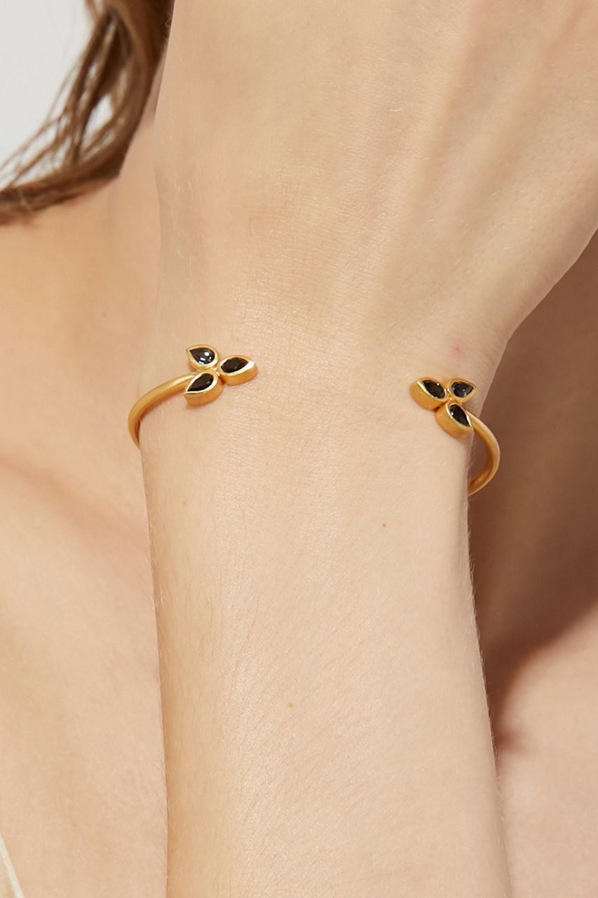 【アルティーダ ウード/ARTIDA OUD】のeden ロンドンブルートパーズ デイジー バングル 人気、トレンドファッション・服の通販 founy(ファニー) 　ファッション　Fashion　レディースファッション　Fashion for Women　ジュエリー　Jewelry　チェーン＆カフブレスレット　Cuff & Chain Bracelets　バングル・カフブレスレット　Bangles & Cuff Bracelets　ストーン　Stone, Gem-Like　バングル　Bangle, Bracelet　モチーフ　Motif, Design Theme　ロンドン　London Style, British Inspired　other-2|ID: prp329100004741032 ipo3291000000035617782