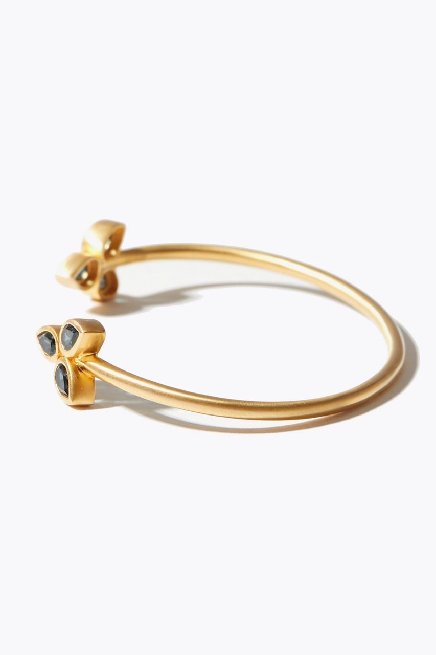 【アルティーダ ウード/ARTIDA OUD】のeden ロンドンブルートパーズ デイジー バングル 人気、トレンドファッション・服の通販 founy(ファニー) 　ファッション　Fashion　レディースファッション　Fashion for Women　ジュエリー　Jewelry　チェーン＆カフブレスレット　Cuff & Chain Bracelets　バングル・カフブレスレット　Bangles & Cuff Bracelets　ストーン　Stone, Gem-Like　バングル　Bangle, Bracelet　モチーフ　Motif, Design Theme　ロンドン　London Style, British Inspired　other-4|ID: prp329100004741032 ipo3291000000035617786