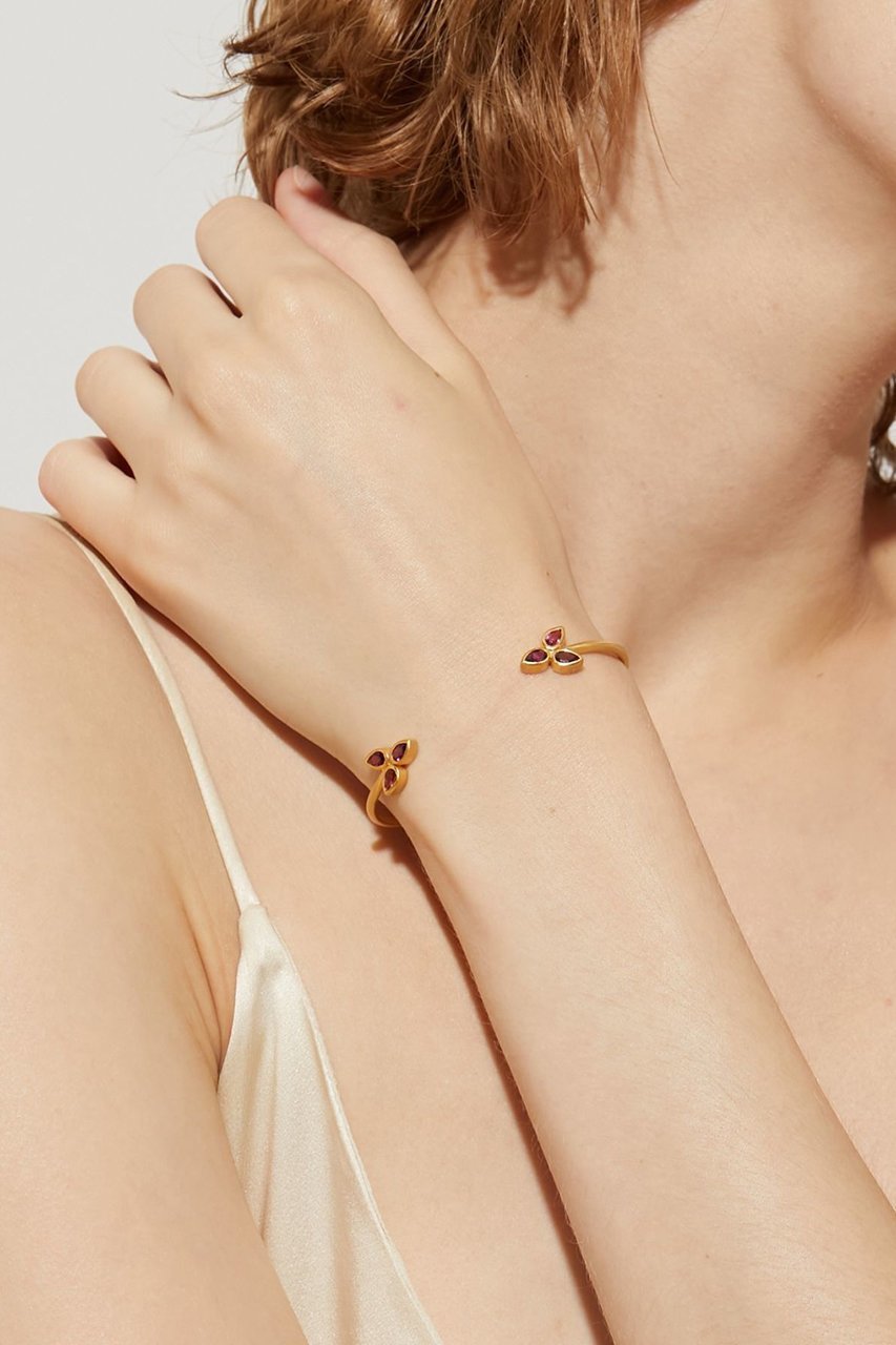 【アルティーダ ウード/ARTIDA OUD】のeden ピンクトルマリン デイジー バングル 人気、トレンドファッション・服の通販 founy(ファニー) 　ファッション　Fashion　レディースファッション　Fashion for Women　ジュエリー　Jewelry　チェーン＆カフブレスレット　Cuff & Chain Bracelets　バングル・カフブレスレット　Bangles & Cuff Bracelets　ストーン　Stone, Gem-Like　バングル　Bangle, Bracelet　モチーフ　Motif, Design Theme　other-2|ID: prp329100004741043 ipo3291000000035617795