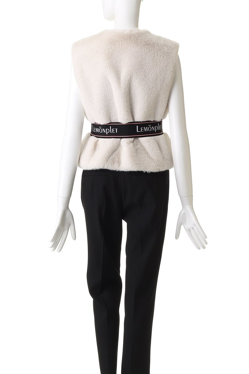 【レモンプレット/Lemonplet】のFAUX FUR SOURCE VEST 人気、トレンドファッション・服の通販 founy(ファニー) 　ファッション　Fashion　レディースファッション　Fashion for Women　アウター　Coat / Outerwear Collection　レディースジャケット・軽アウター　Jackets　おすすめ　Recommended / Our Picks　コンパクト　Compact, Small Size　ジャケット　Jacket, Outerwear　フェイクファー　Faux Fur, Imitation Fur　フォルム　Silhouette, Form　ベスト　Vest, Waistcoat　ボトム　Bottoms, Lower Wear　other-4|ID: prp329100004741058 ipo3291000000035871238