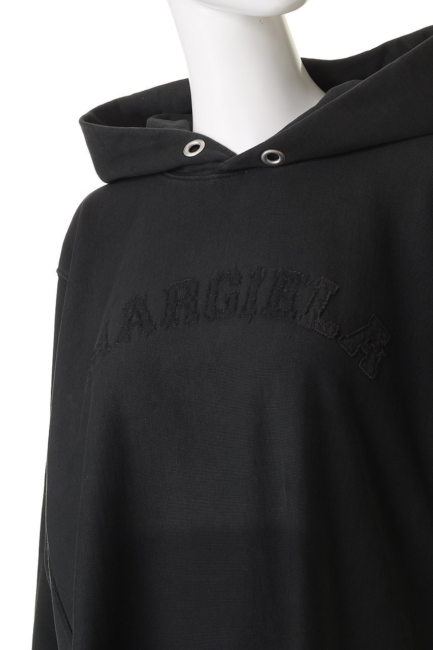 【メゾン マルジェラ/MAISON MARGIELA】のフーディー ロゴスウェットシャツ 人気、トレンドファッション・服の通販 founy(ファニー) 　ファッション　Fashion　レディースファッション　Fashion for Women　トップス・カットソー　Cut & Sew Tops　シャツ・ブラウス・オフィスカジュアル　Elegant Blouses & Button-Ups　レディースパーカー・カジュアルフーディー　Casual Hoodies & Sweatshirts　ロングTシャツ・Tシャツ　Longline T-Shirts & Tees　スウェット・クルーネックトップス　Sweatshirts & Crewnecks / Relaxed Fit Sweat Tops　カットソー・ベーシックTシャツ　Cut-and-Sewn Tops / Stretch Tees & Basics　スラックス　Slacks, Dress Pants　デニム　Denim, Jeans Material　ボトム　Bottoms, Lower Wear　ミックス　Mix, Mixed Style　リラックス　Relax, Relaxed Fit　other-5|ID: prp329100004741073 ipo3291000000035871306