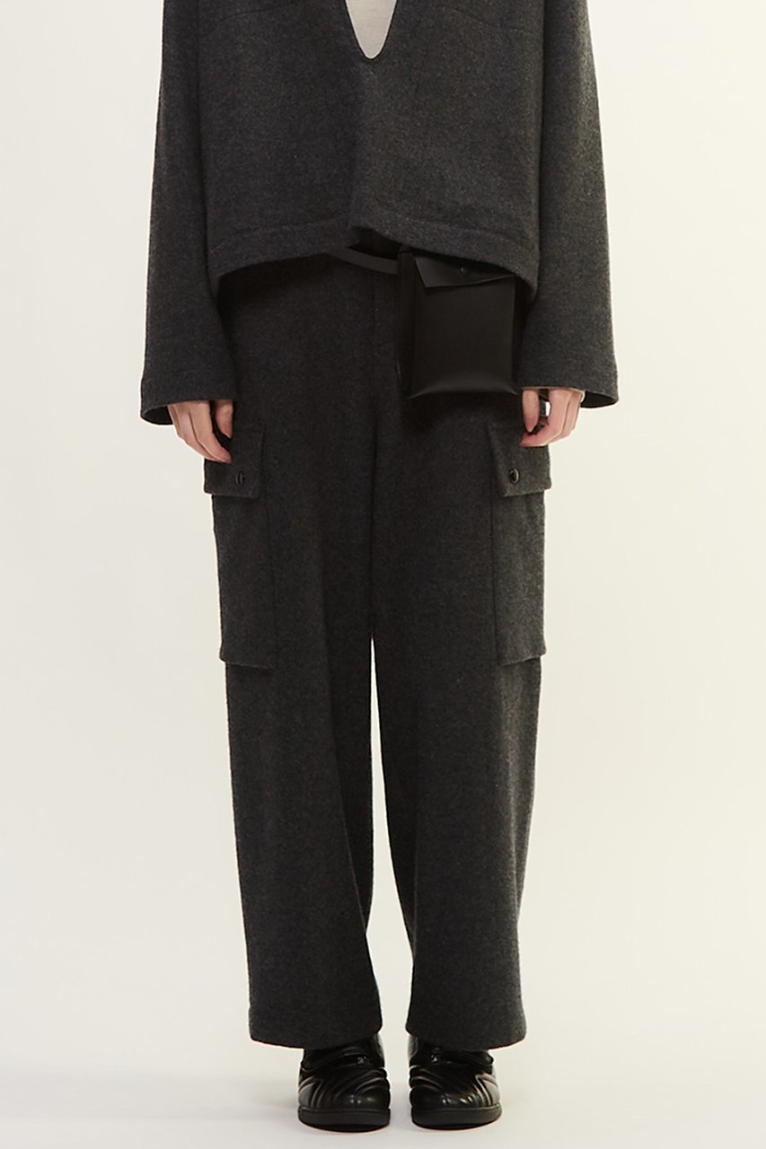【プレインピープル/PLAIN PEOPLE】のマットフィニッシュウールジャージカーゴパンツ 人気、トレンドファッション・服の通販 founy(ファニー) 　ファッション　Fashion　レディースファッション　Fashion for Women　パンツ　Pants & Trousers　おすすめ　Recommended / Our Picks　カーゴパンツ　Cargo Pants, Utility Pants　メランジ　Melange, Mixed Yarn　ワイド　Wide, Wide Fit　エレガント 上品　Elegant　新作・新入荷　New Arrivals / New In　 other-1|ID: prp329100004741122 ipo3291000000034254994