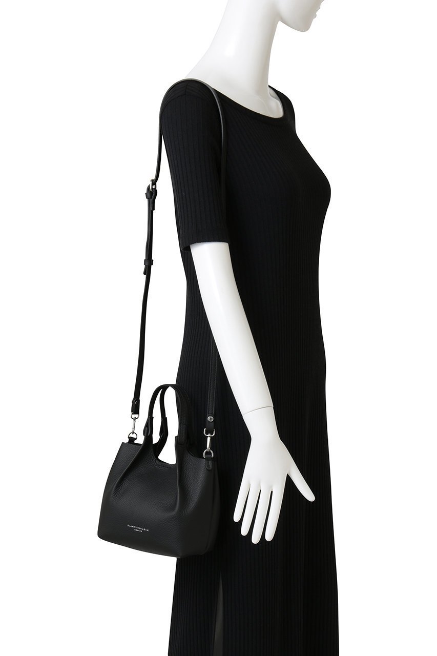 【エリオポール/heliopole】の【GIANNI CHIARINI】DUA XS NERO バッグ 人気、トレンドファッション・服の通販 founy(ファニー) 　ファッション　Fashion　レディースファッション　Fashion for Women　バッグ　Bags　シェイプ　Shape, Slim Fit　スマート　Smart, Elegant　モダン　Modern, Contemporary　新作・新入荷　New Arrivals / New In　財布　Wallet, Purse　other-2|ID: prp329100004741161 ipo3291000000034255314