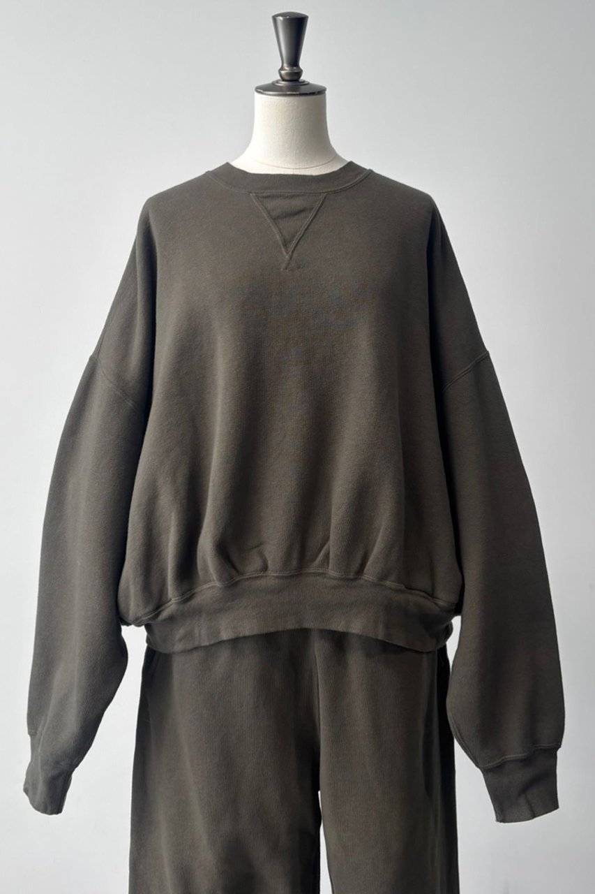 【カオス/Chaos】の【REMI RELIEF】クルースウェット インテリア・キッズ・メンズ・レディースファッション・服の通販 founy(ファニー) 　ファッション　Fashion　レディースファッション　Fashion for Women　トップス・カットソー　Cut & Sew Tops　シャツ・ブラウス・オフィスカジュアル　Elegant Blouses & Button-Ups　レディースパーカー・カジュアルフーディー　Casual Hoodies & Sweatshirts　ロングTシャツ・Tシャツ　Longline T-Shirts & Tees　スウェット・クルーネックトップス　Sweatshirts & Crewnecks / Relaxed Fit Sweat Tops　カットソー・ベーシックTシャツ　Cut-and-Sewn Tops / Stretch Tees & Basics　ヴィンテージ　Vintage Style　スウェット / スエット　Sweatshirt, Sweatwear　人気　Popular, Best Seller　別注　Limited Edition, Custom Order　新作・新入荷　New Arrivals / New In　カーキ|ID: prp329100004741173 ipo3291000000034255401