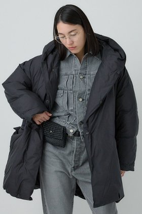 【カオス/Chaos】 【REMI RELIEF】別注ロングダウン人気、トレンドファッション・服の通販 founy(ファニー) ファッション Fashion レディースファッション Fashion for Women アウター Coat / Outerwear Collection レディースジャケット・軽アウター Jackets ヴィンテージ Vintage Style 今季 This Season, Current Season 軽量 Lightweight, Ultra Light ジャケット Jacket, Outerwear スタイリッシュ Stylish, Fashionable ダウン Down, Puffer バランス Balance, Style Balance パターン Pattern, Design Print ポケット Pocket, Pocket Detail 別注 Limited Edition, Custom Order ロング Long, Long-Length 再入荷 Restock / Back in Stock |ID:prp329100004741174