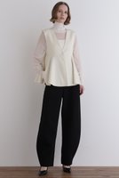 【ル フィル/LE PHIL】のトリプルクロスカーブパンツ 人気、トレンドファッション・服の通販 founy(ファニー) ファッション Fashion レディースファッション Fashion for Women パンツ Pants & Trousers シンプル Simple, Minimal トリプル Triple, Three Layers フォルム Silhouette, Form 新作・新入荷 New Arrivals / New In |ID:prp329100004741177