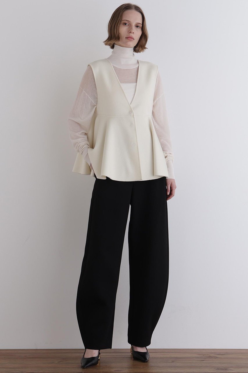 【ル フィル/LE PHIL】のトリプルクロスカーブパンツ 人気、トレンドファッション・服の通販 founy(ファニー) 　ファッション　Fashion　レディースファッション　Fashion for Women　パンツ　Pants & Trousers　シンプル　Simple, Minimal　トリプル　Triple, Three Layers　フォルム　Silhouette, Form　新作・新入荷　New Arrivals / New In　 other-1|ID: prp329100004741177 ipo3291000000034255430