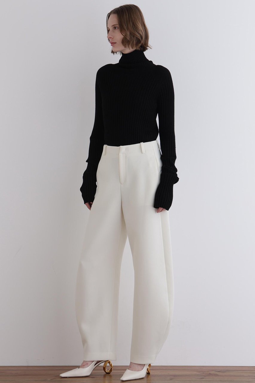 【ル フィル/LE PHIL】のトリプルクロスカーブパンツ インテリア・キッズ・メンズ・レディースファッション・服の通販 founy(ファニー) 　ファッション　Fashion　レディースファッション　Fashion for Women　パンツ　Pants & Trousers　シンプル　Simple, Minimal　トリプル　Triple, Three Layers　フォルム　Silhouette, Form　新作・新入荷　New Arrivals / New In　ホワイト|ID: prp329100004741177 ipo3291000000034255432