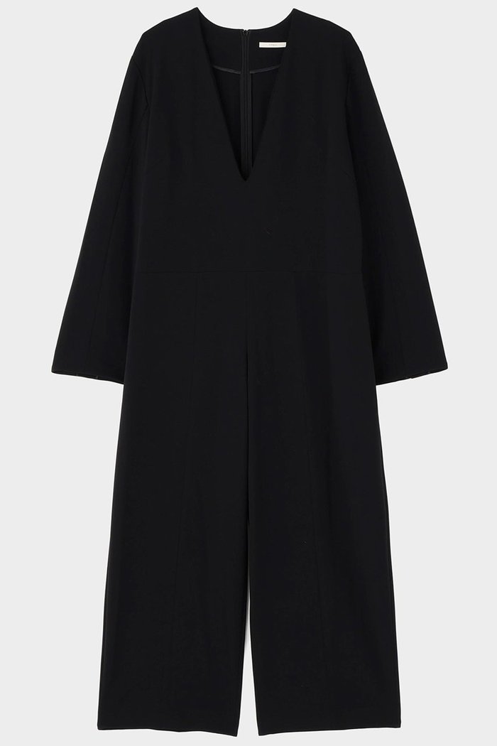 【ル フィル/LE PHIL】のダブルクロスVN/Cコンビネゾン インテリア・キッズ・メンズ・レディースファッション・服の通販 founy(ファニー) https://founy.com/ ファッション Fashion レディースファッション Fashion for Women パンツ Pants & Trousers コンビネゾン Jumpsuit, All-in-One ストレッチ Stretch, Stretchy Fabric スーツ Suit, Formalwear ダブル Double, Double-Breasted デコルテ Décolleté, Neckline バランス Balance, Style Balance フォルム Silhouette, Form ボトム Bottoms, Lower Wear 切替 Switching, Contrast Panel |ID: prp329100004741183 ipo3291000000036243797