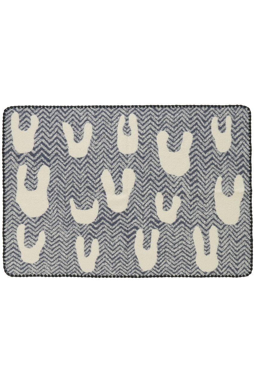 【ミナ ペルホネン/mina perhonen】のone cat and rabbits ブランケット extra small 約72.5×105cm 人気、トレンドファッション・服の通販 founy(ファニー) 　ファッション　Fashion　レディースファッション　Fashion for Women　ユニセックス　Unisex, Genderless　ファブリック　Fabric, Textile　ブランケット　Blanket, Throw Blanket　新作・新入荷　New Arrivals / New In　猫　Cat, Kitty　other-5|ID: prp329100004742351 ipo3291000000034268837
