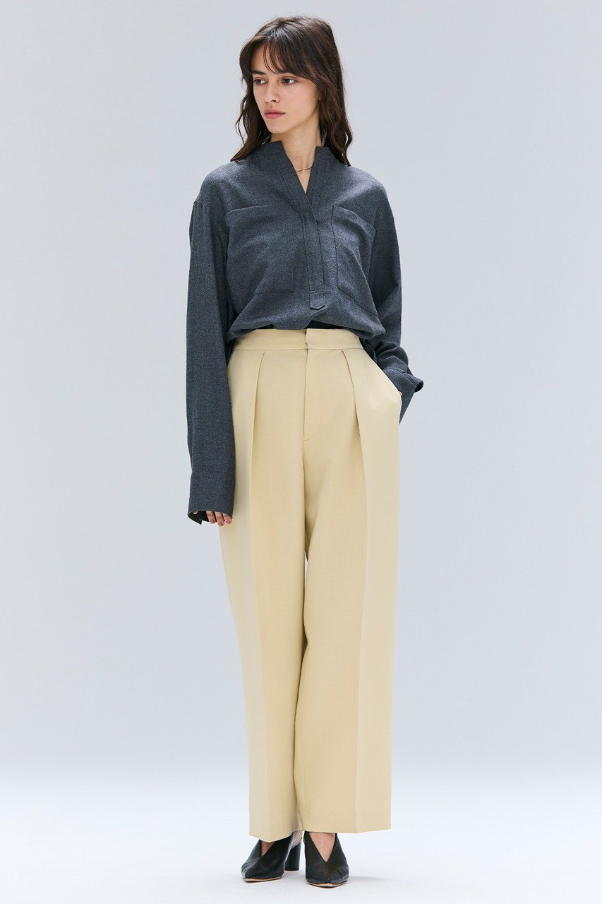 【ベイジ,/BEIGE,】のTERNES(テルヌ)/ビックポケットプルオーバーウールブラウス 人気、トレンドファッション・服の通販 founy(ファニー) 　ファッション　Fashion　レディースファッション　Fashion for Women　トップス・カットソー　Cut & Sew Tops　シャツ・ブラウス・オフィスカジュアル　Elegant Blouses & Button-Ups　カジュアルプルオーバー・ニットトップス　Pullovers & Knit Tops / Casual Pullovers　おすすめ　Recommended / Our Picks　スリット　Slit, Slit Detail　スリーブ　Sleeve, Long Sleeve / Short Sleeve　セットアップ　Set-Up, Coordinated Outfit　ポケット　Pocket, Pocket Detail　ロング　Long, Long-Length　再入荷　Restock / Back in Stock　A/W・秋冬　Autumn/Winter　other-6|ID: prp329100004744624 ipo3291000000036104698